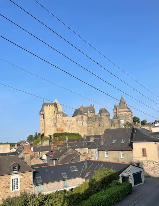 Appartement Calme Et Cosy Proche Centre Vue Chateau Vitré Exteriör bild